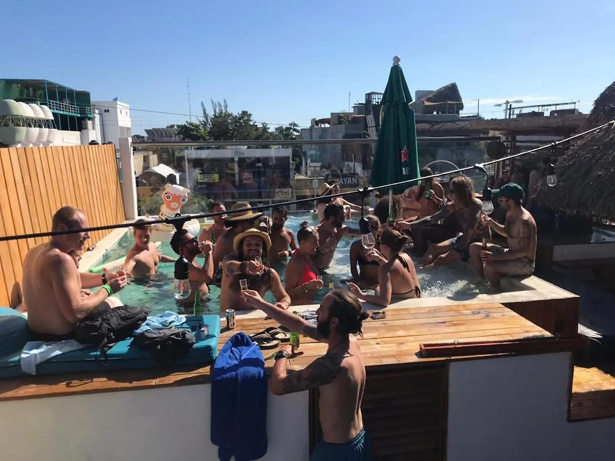Straw Hat Hostel & Rooftop Bar Tulum 0*,  Mexique